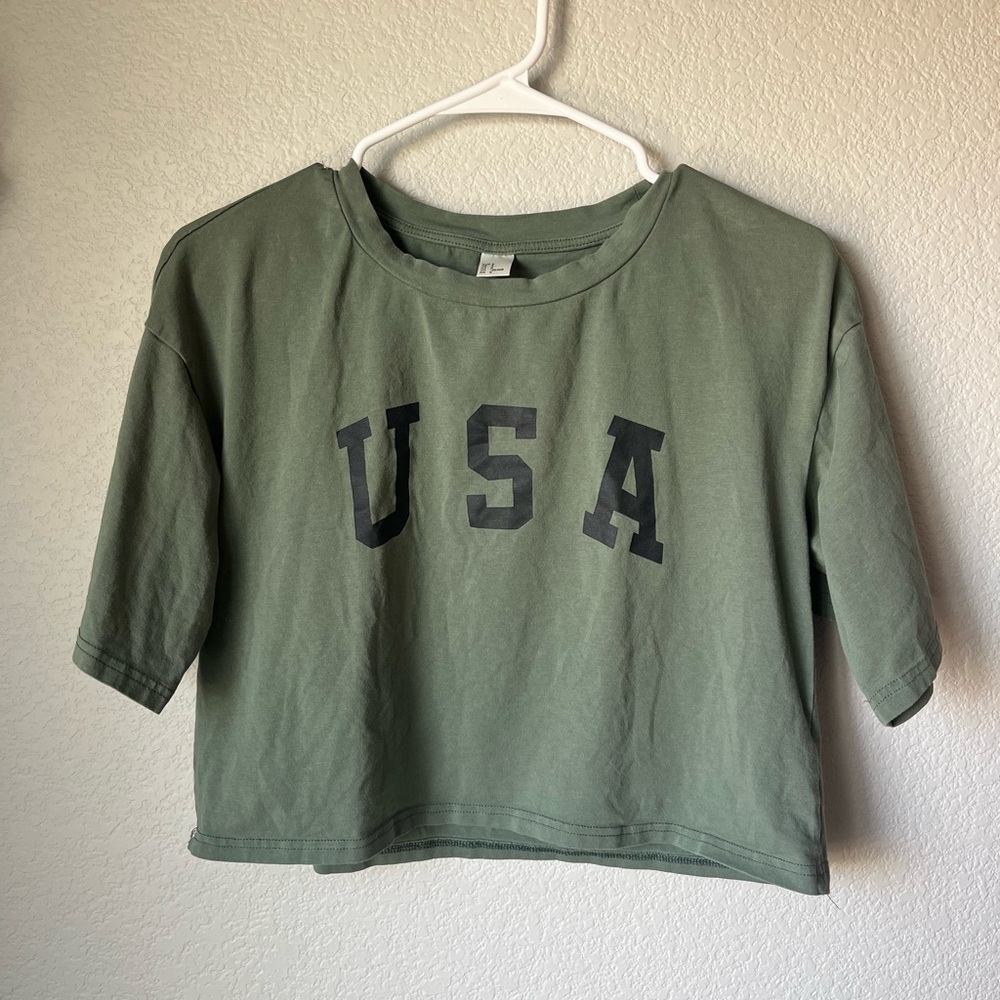 Green USA Graphic‎ T-Shirt Crop
